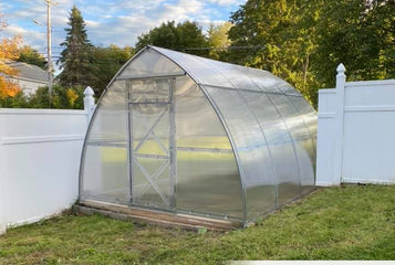 Very well built greenhouse kit
