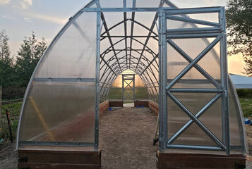 A Greenhouse That Brings Joy, and Year-Round Gardening