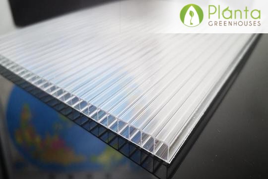 9 Benefits of a Polycarbonate Greenhouse