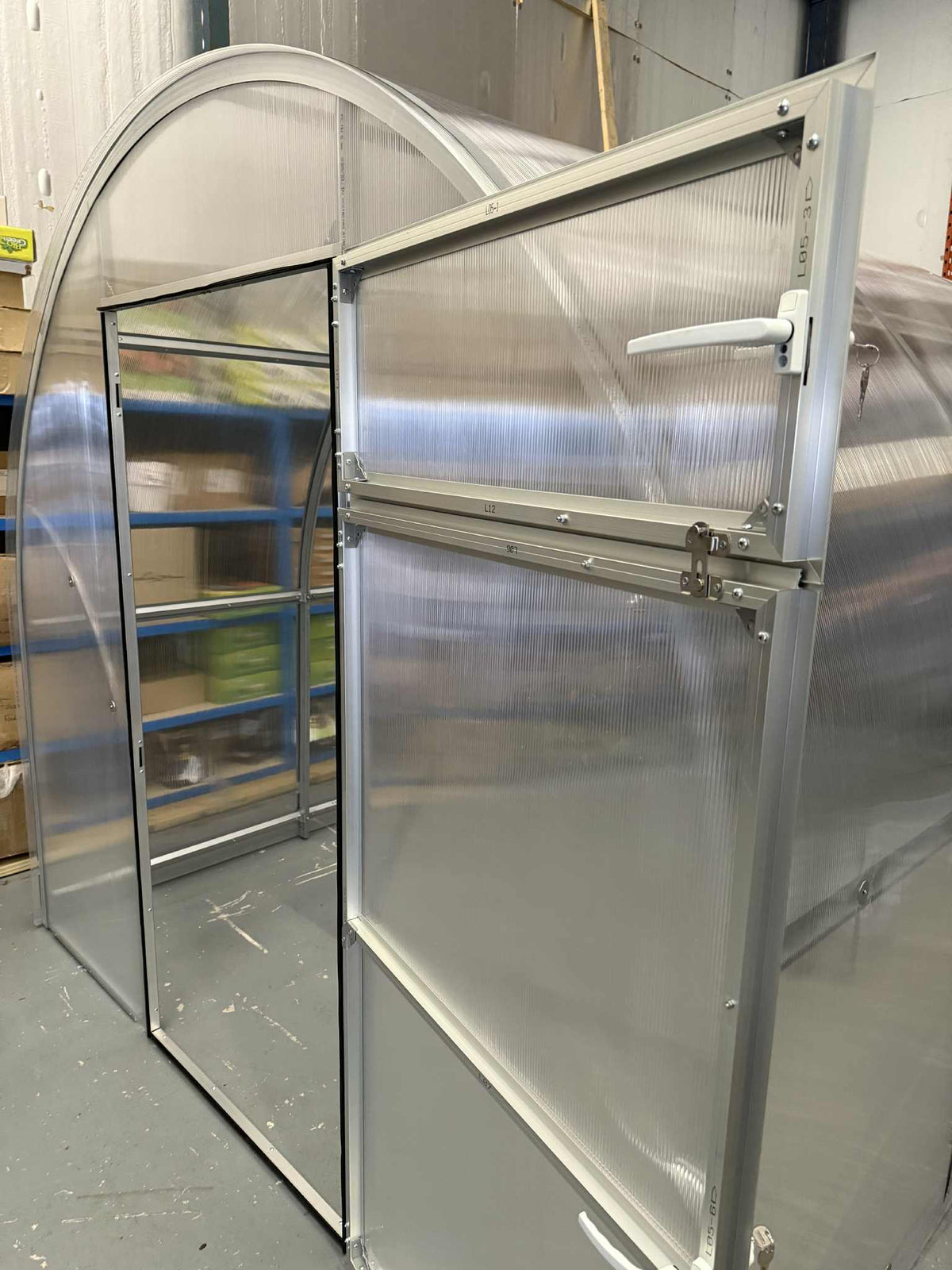 Sigma Medium Greenhouse