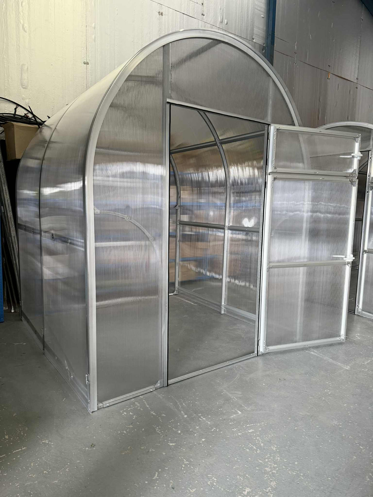 Sigma Medium Greenhouse